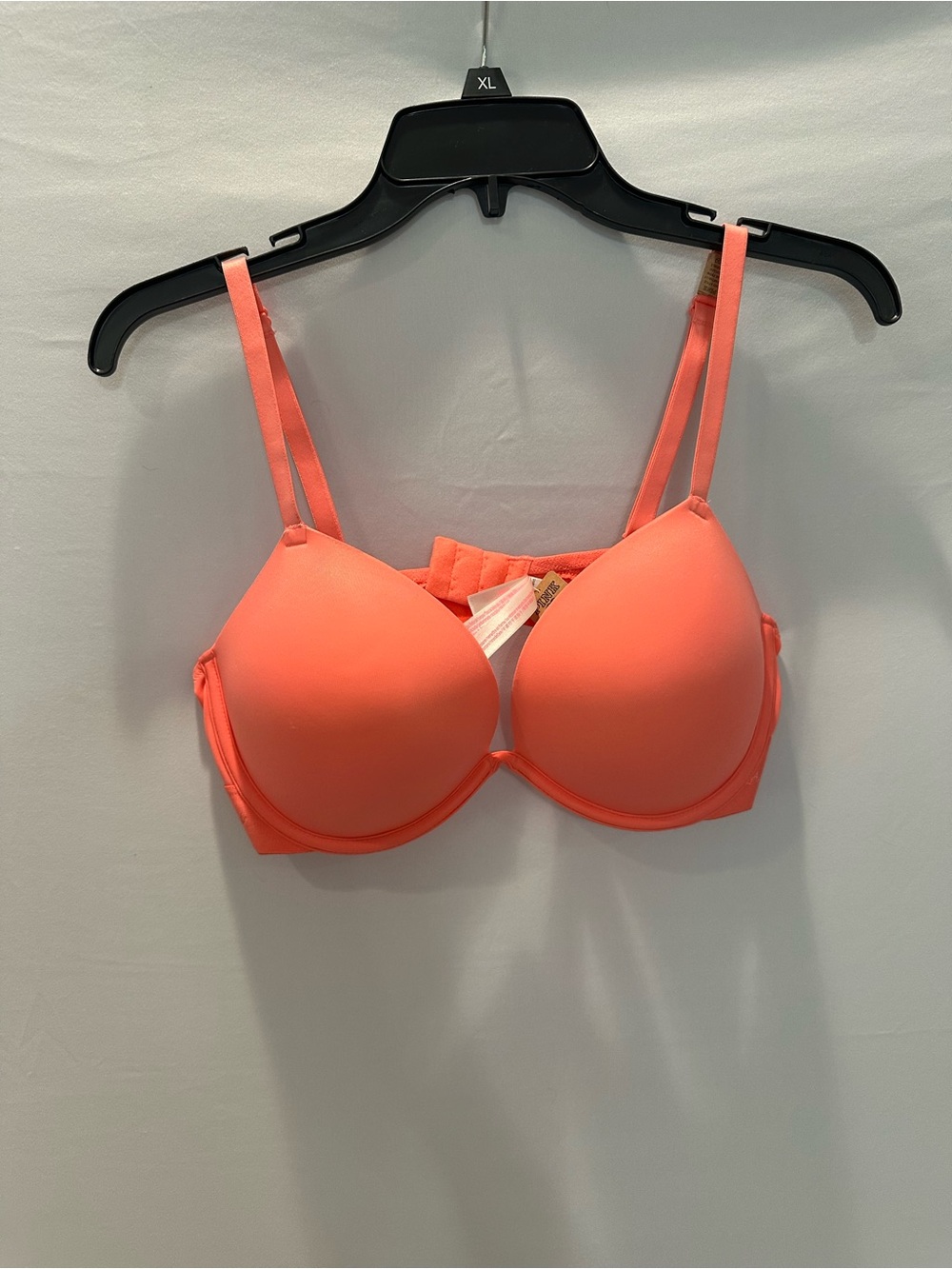 PINK Victoria's Secret Coral Molded T-Shirt Bra